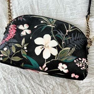 Kate Spade New York Cameron Street Small Crossbody Bag